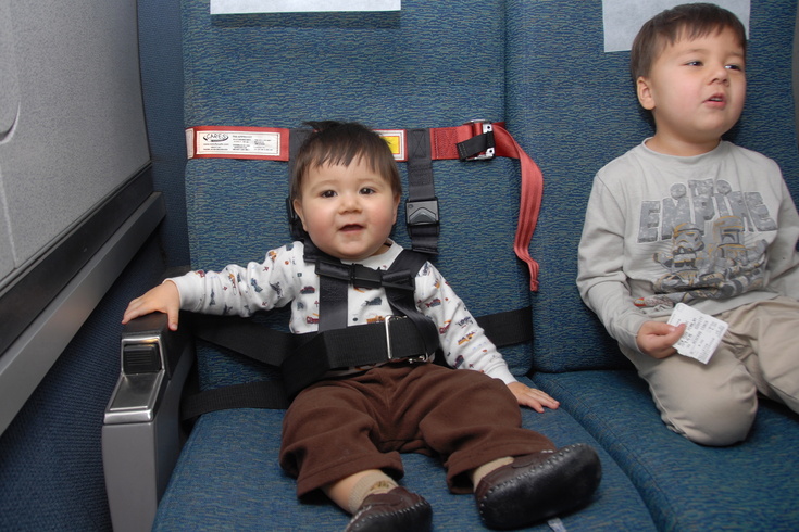 makeshift baby harness for Amtrak